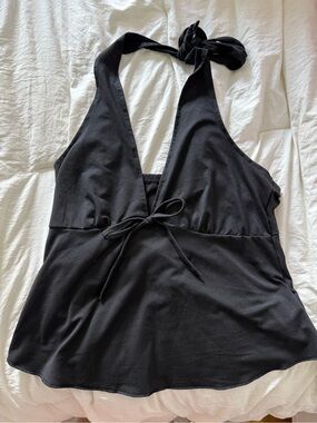 SHEIN Black Halter Tie-Front Top
